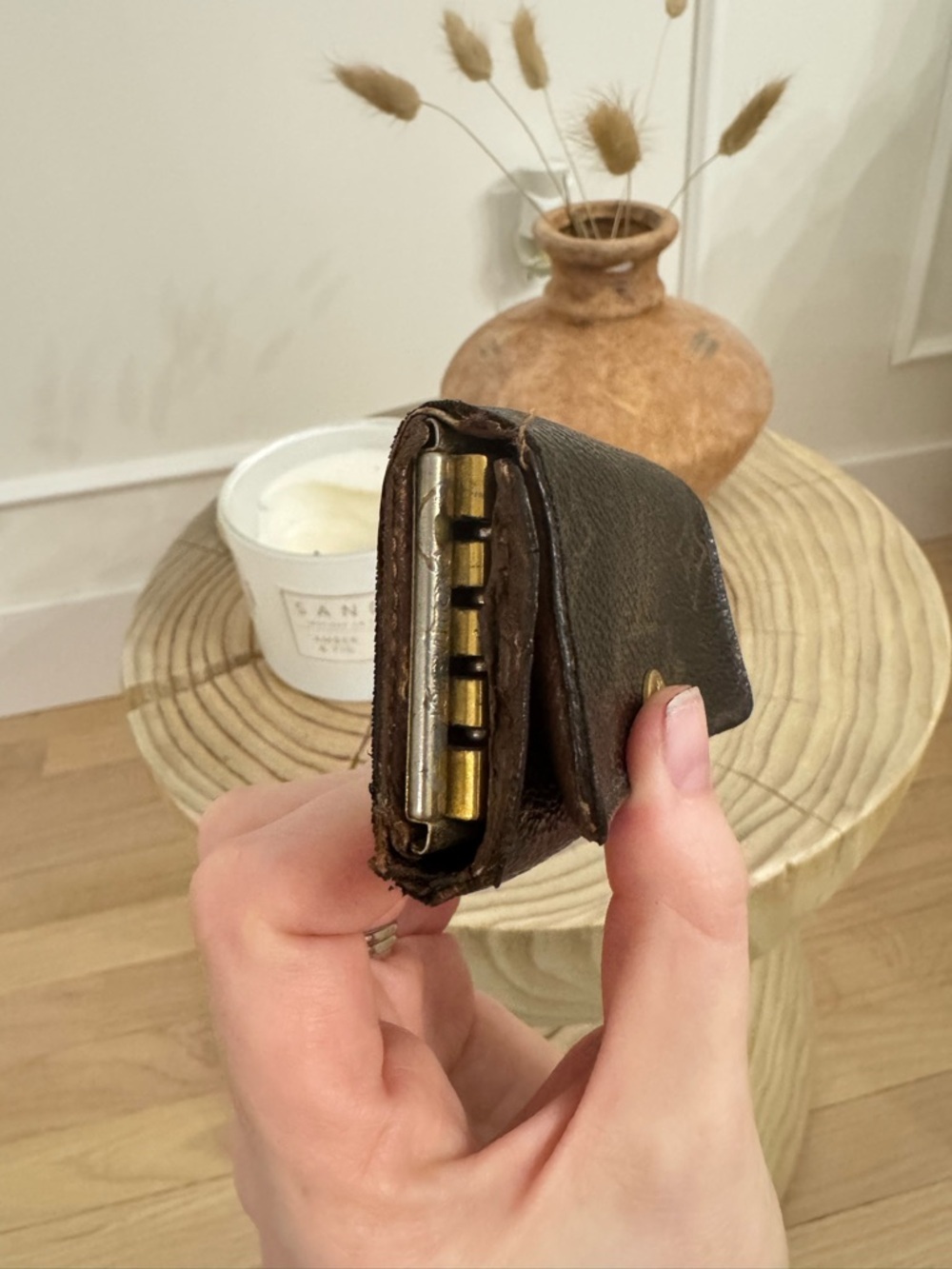 ✅AUTH✅LOUIS VUITTON MONOGRAM Snap Key Holder - Picture 8 of 11